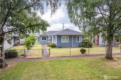 1034 16th Avenue, Longview, WA 98632 - Photo 1