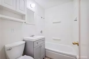 1034 16th Ave, Longview, WA 98632 - Photo 19