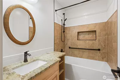 3821 Shelby Road, Lynnwood, WA 98087 - Photo 37