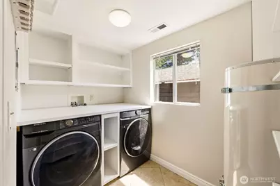 10032 30th Avenue SW, Seattle, WA 98146 - Photo 21