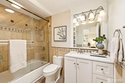 10032 30th Avenue SW, Seattle, WA 98146 - Photo 13