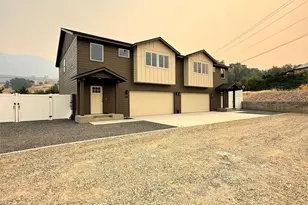 24 Bruno Dr Unit A & B, Malaga, WA 98828 - Photo 3