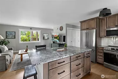 1013 Carl Avenue, Oak Harbor, WA 98277 - Photo 17