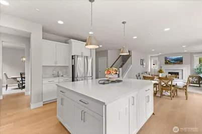 8815 NE 204th Street, Bothell, WA 98011 - Photo 11