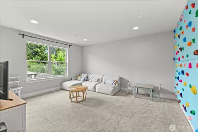 8815 NE 204th Street, Bothell, WA 98011 - Photo 23