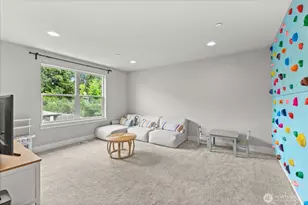 8815 NE 204th St, Bothell, WA 98011 - Photo 23