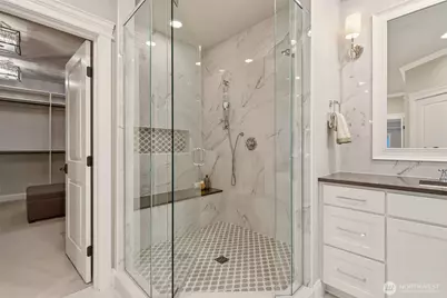 11056 SE 30th St, Bellevue, WA 98004 - Photo 25