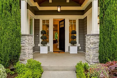 11056 SE 30th St, Bellevue, WA 98004 - Photo 3