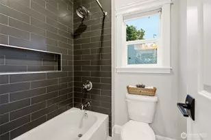 11056 SE 30th St, Bellevue, WA 98004 - Photo 29