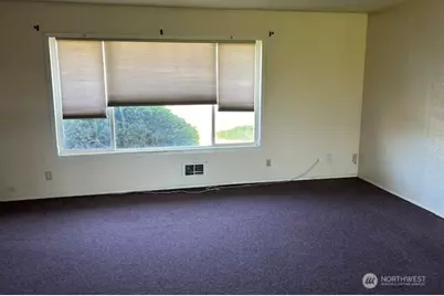 9042 Forrestal Lane #B, Moses Lake, WA 98837 - Photo 5
