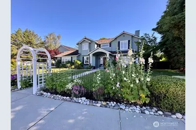 2453 Grand Avenue, East Wenatchee, WA 98802 - Photo 1