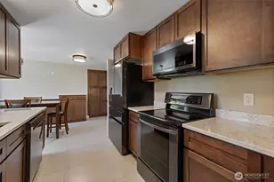 7307 S Alaska St, Tacoma, WA 98408 - Photo 9