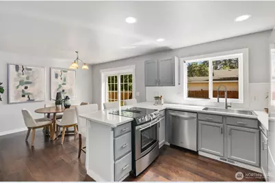 10008 2nd Place SE, Lake Stevens, WA 98258 - Photo 11