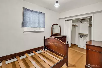 831 NW 52nd Street, Seattle, WA 98107 - Photo 17