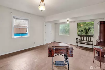 831 NW 52nd Street, Seattle, WA 98107 - Photo 9