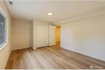 12057 20th Avenue NE, Seattle, WA 98125 - Photo 15