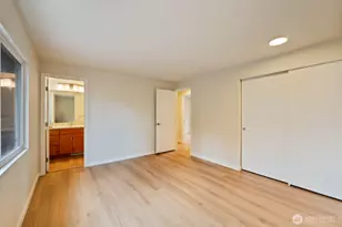 12057 20th Ave NE, Seattle, WA 98125 - Photo 7