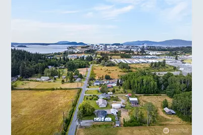 12951 Satterlee Road, Anacortes, WA 98221 - Photo 3