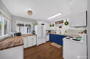 12951 Satterlee Rd, Anacortes, WA 98221 - Photo 11