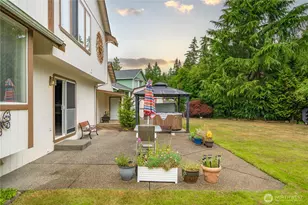 11305 216th Ave Ct E, Bonney Lake, WA 98391 - Photo 31