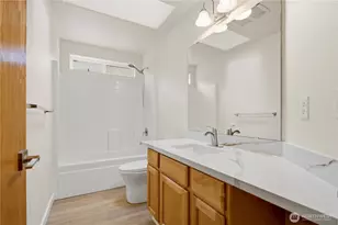 460 Ilwaco Ave NE, Renton, WA 98059 - Photo 9