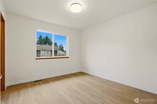 460 Ilwaco Ave NE, Renton, WA 98059 - Photo 13