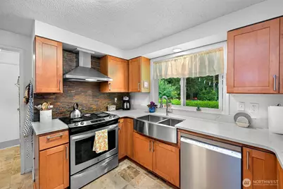 349 S Park Street, Lynden, WA 98264 - Photo 5
