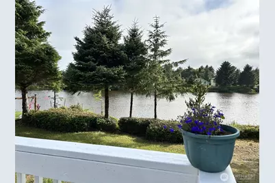 687 Copalis Avenue NE, Ocean Shores, WA 98569 - Photo 5