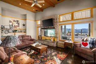 340 Hawks Meadow Rd, Chelan, WA 98816 - Photo 13