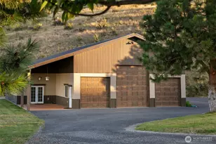 340 Hawks Meadow Rd, Chelan, WA 98816 - Photo 35