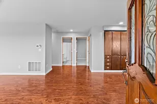 2025 5 St SE, Puyallup, WA 98372 - Photo 5