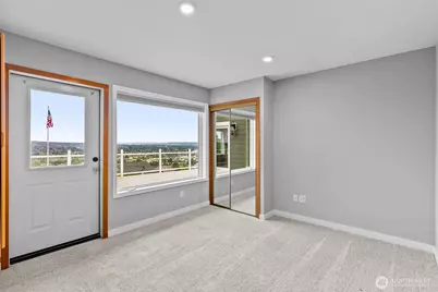 2025 5th Street SE, Puyallup, WA 98372 - Photo 19