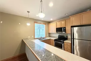 9216 Stone Ave N, Seattle, WA 98103 - Photo 9
