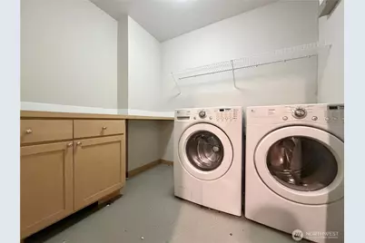 9216 Stone Ave N #B, Seattle, WA 98103 - Photo 23