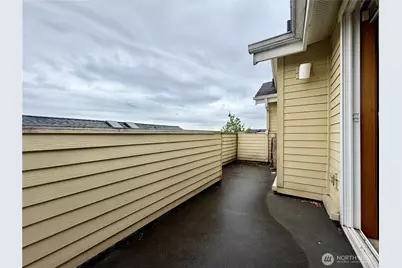 9216 Stone Ave N #B, Seattle, WA 98103 - Photo 27