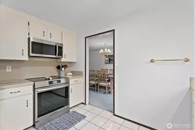 4306 Brookdale Road E, Tacoma, WA 98446 - Photo 9