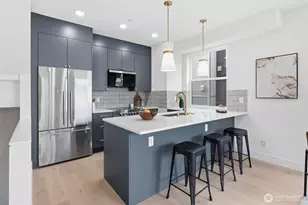 2016 Fairview Ave E, Seattle, WA 98102 - Photo 9