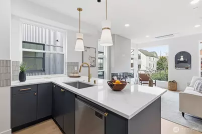 2016 Fairview Avenue E #C, Seattle, WA 98102 - Photo 11