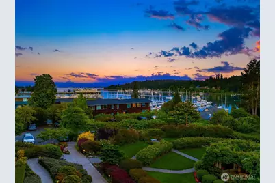 450 Wood Avenue SW #3B, Bainbridge Island, WA 98110 - Photo 3