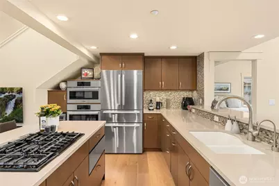 450 Wood Avenue SW #3B, Bainbridge Island, WA 98110 - Photo 21