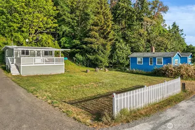 27830 Manzanita Beach Road SW, Vashon, WA 98070 - Photo 15