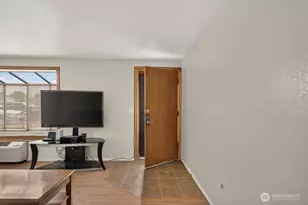1012 Columbia Ave, Marysville, WA 98270 - Photo 13