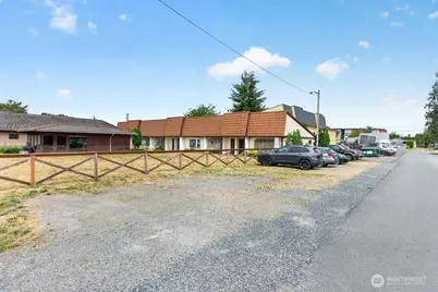 1012 Columbia Ave #15, Marysville, WA 98270 - Photo 15