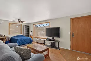 1012 Columbia Ave, Marysville, WA 98270 - Photo 5