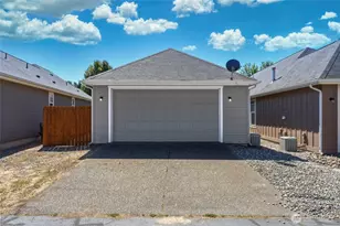875 SE Creekside Dr, College Place, WA 99324 - Photo 17