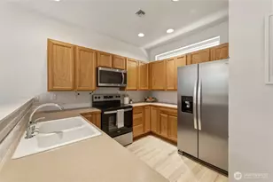 875 SE Creekside Dr, College Place, WA 99324 - Photo 7