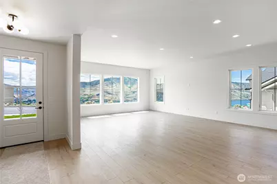 922 Long Drive, Chelan, WA 98816 - Photo 5
