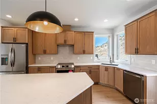 922 Long Dr, Chelan, WA 98816 - Photo 13