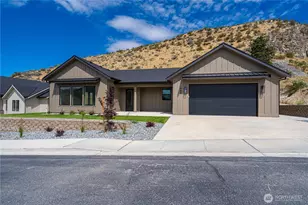 922 Long Dr, Chelan, WA 98816 - Photo 3