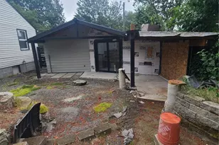 11335 Sunnyside Ave N, Seattle, WA 98133 - Photo 5